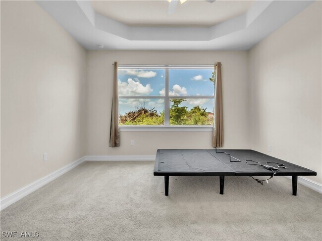 Building Photo - 374 Spg Hl Lk Lp