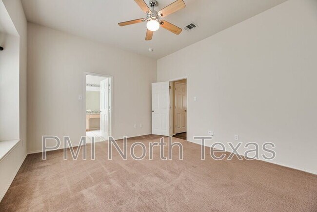 Building Photo - 9705 Meadow Rue Dr