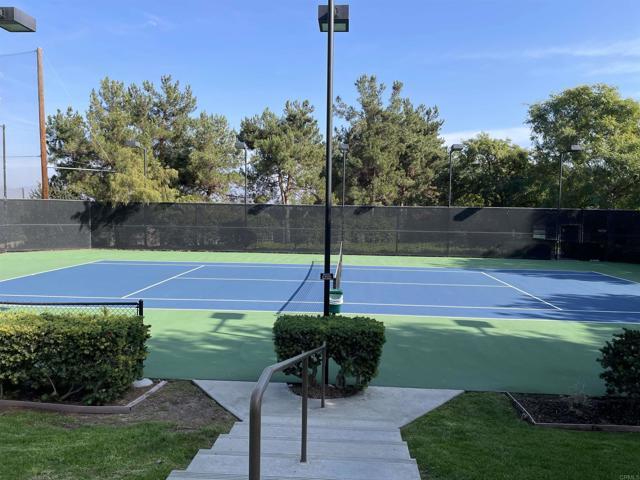 Building Photo - 2450 La Costa Ave