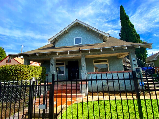 4012 Lower Unit - 4012 S Normandie Ave