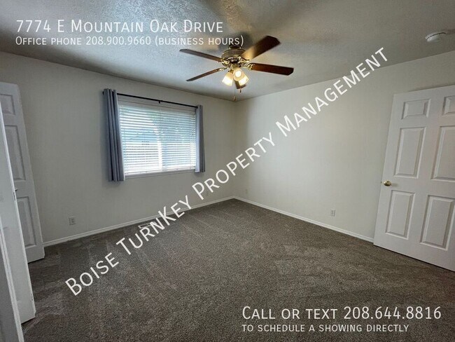 Building Photo - 7774 E Mountain Oak Dr