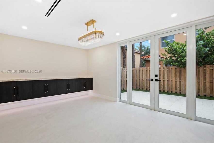 Building Photo - 8511 NW 141st Ter