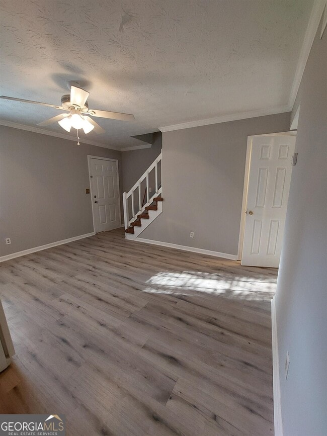 Building Photo - 140 Hunters Ln