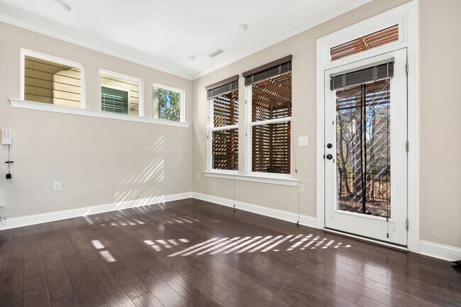 Building Photo - Beautiful 3-bedroom, 2.5-bath home in unbeatable Morrisville location