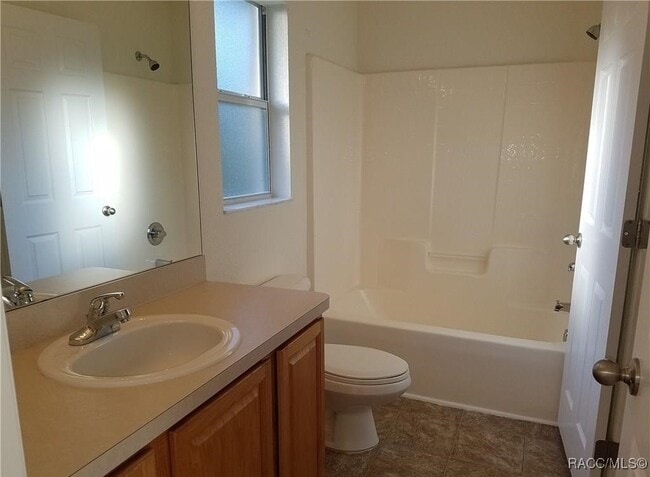 Building Photo - 12 Bellis Ct