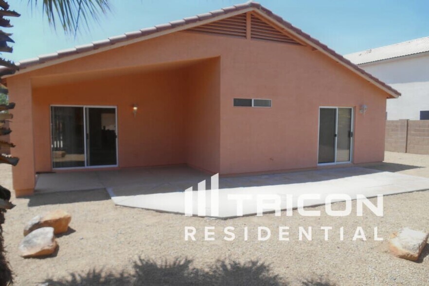 Building Photo - 7368 W Flynn Ln