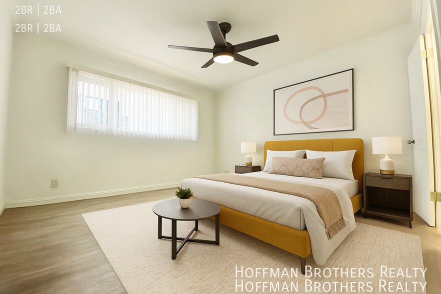 Building Photo - 2106 S Bentley Ave