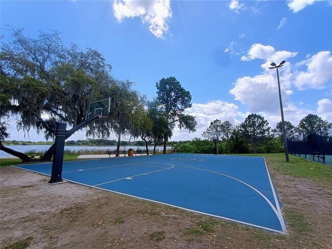 Building Photo - 14084 Bridgewater Crossings Blvd