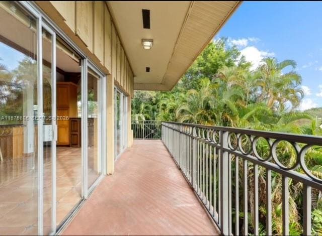 Building Photo - 4850 SW 63rd Terrace