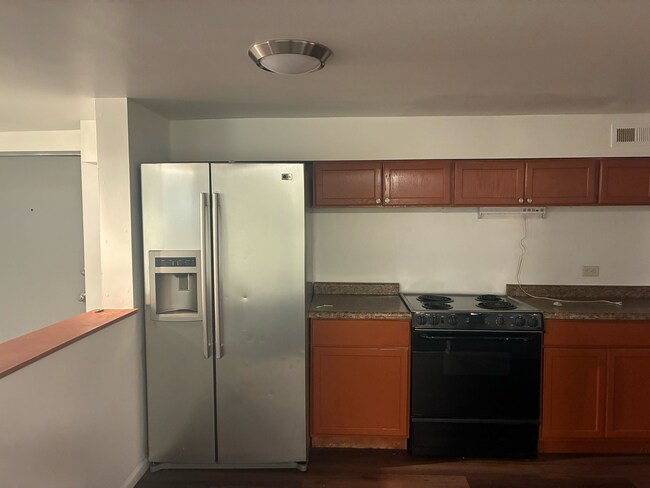 Building Photo - 119 N Mayfield Ave
