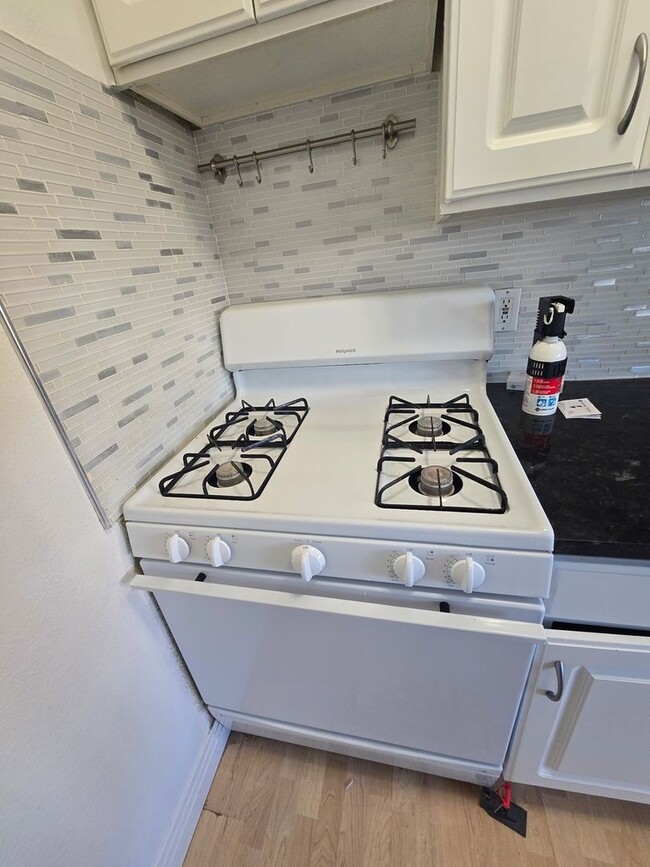 Building Photo - 1196 N Grant St