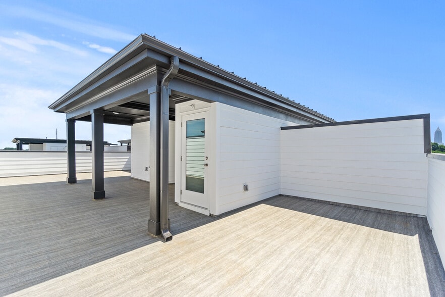 Building Photo - 1028 Robert Smalls Way