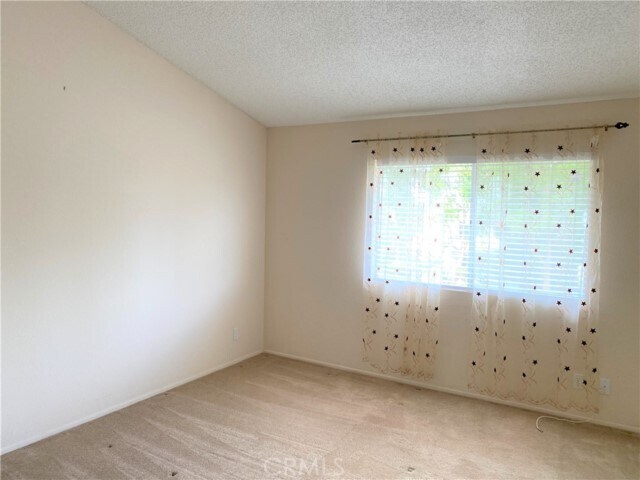 Building Photo - 26941 Stonehaven