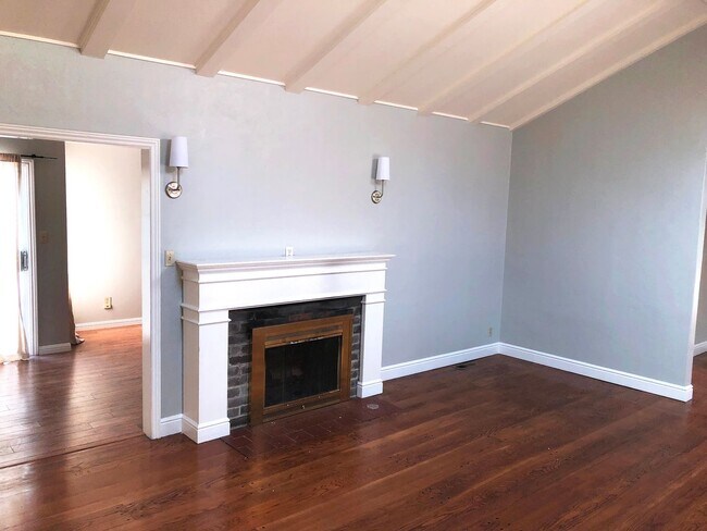 Building Photo - Montclair Hills Retreat w/ In-law Unit