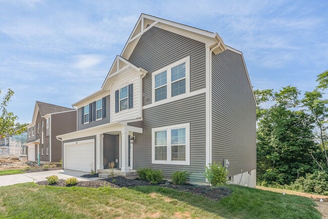 Building Photo - Fully furnished brand new construction. Lu...