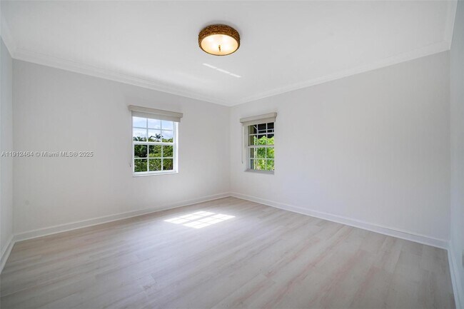 Building Photo - 1457 Certosa Ave