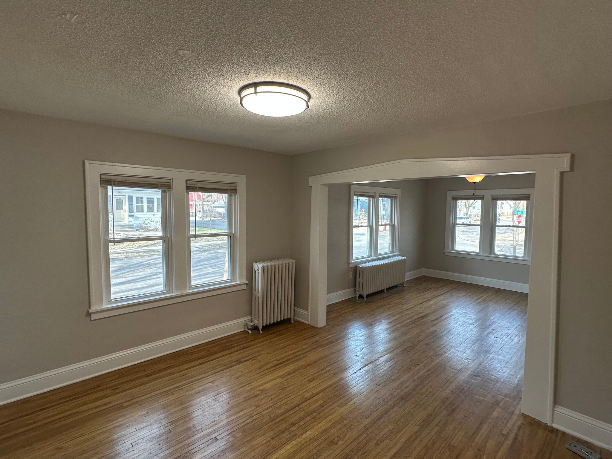 Building Photo - 235 Logan Ave N