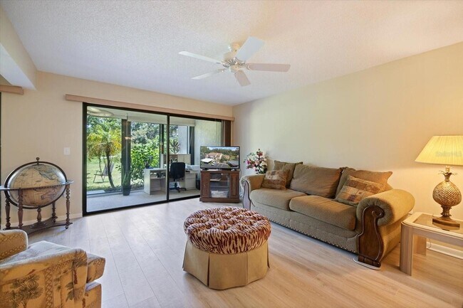 Building Photo - 898 Bird Bay Way