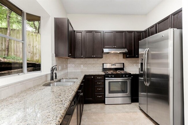 Building Photo - 1709 Whitney Way
