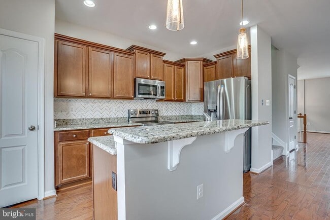 Building Photo - 2895 Sedgemore Pl