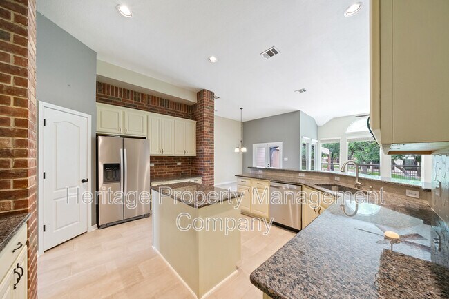 Building Photo - 8627 Magdalena Run
