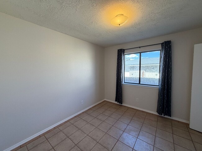 Building Photo - 5812 Brahma Dr NW