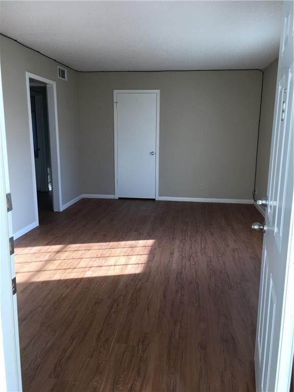 Building Photo - 1400 Fairground St