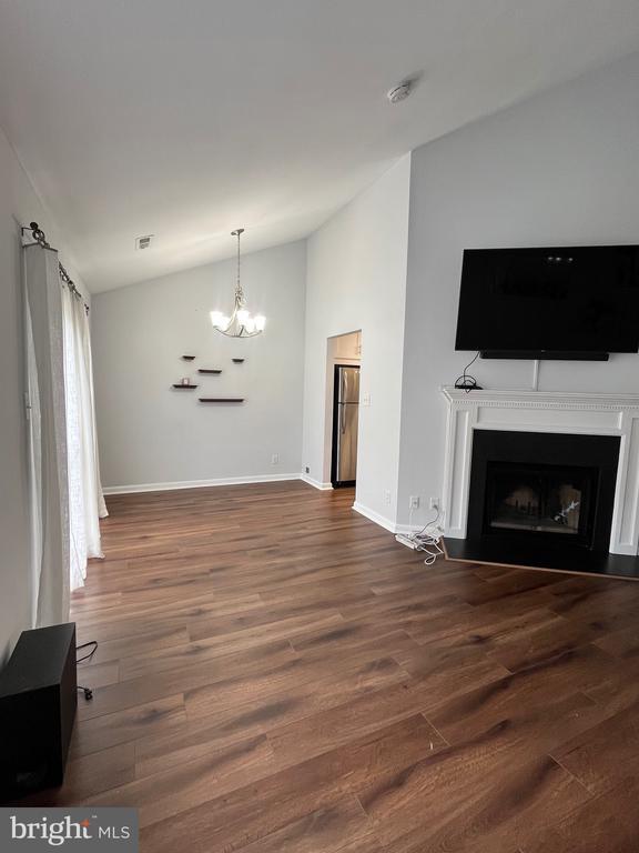 Building Photo - 802A Cypress Point Cir