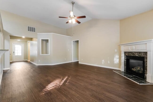 Building Photo - 2506 Gristhaven Ln