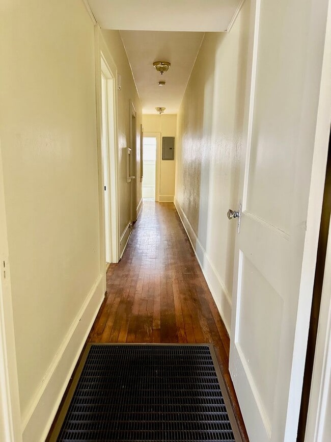 Building Photo - Rockmart Rental