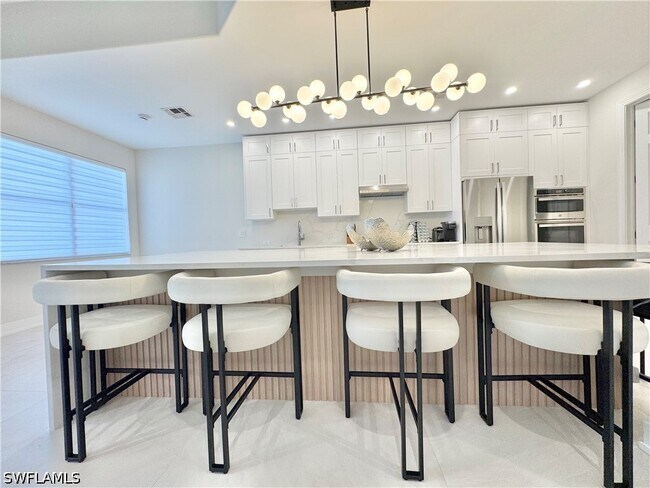 Building Photo - 12667 Biscayne Ct