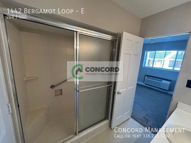 Building Photo - 1442 Bergamot Loop