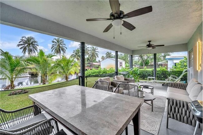 Building Photo - 4521 SW 34th Dr