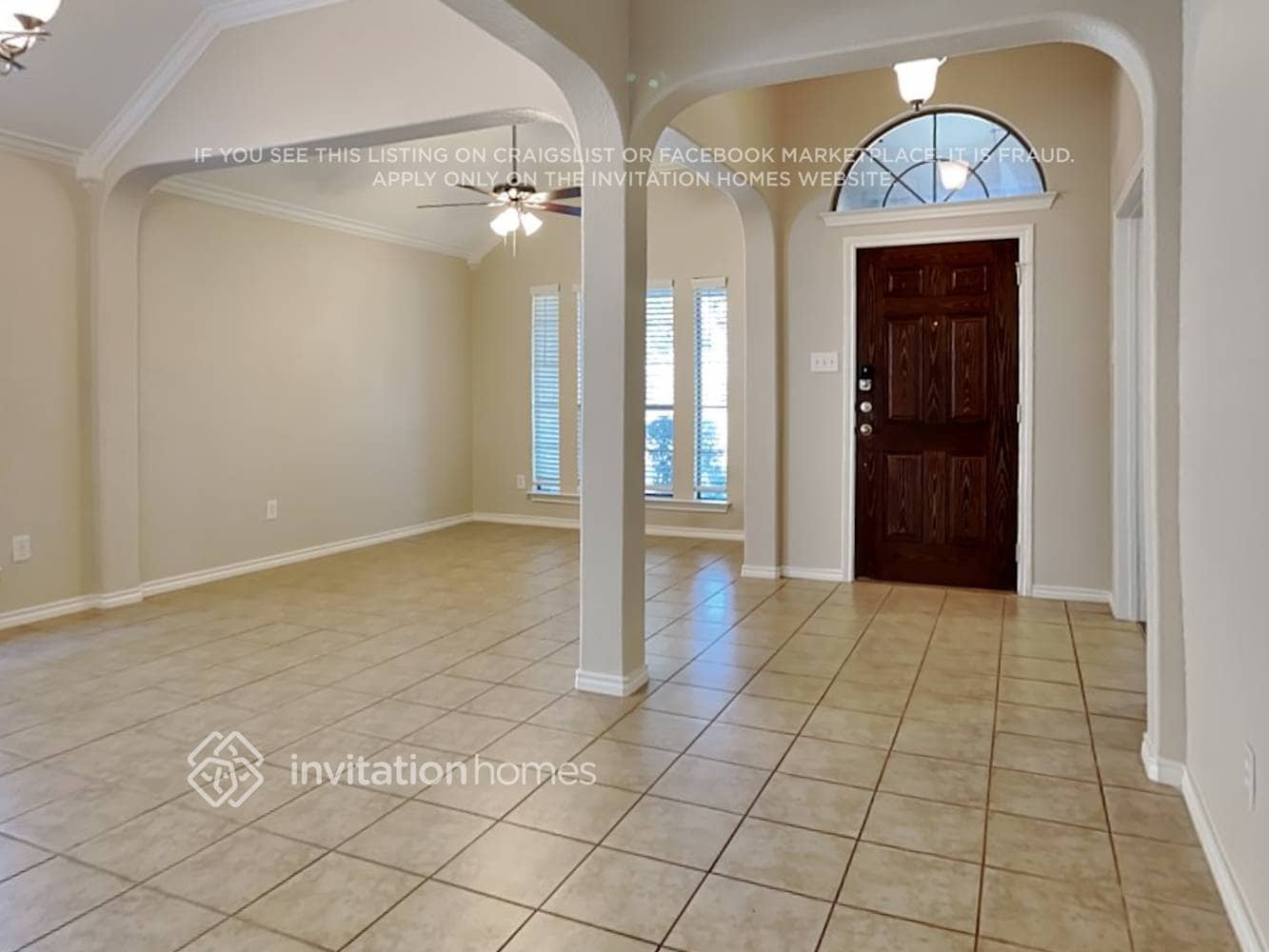 Building Photo - 10645 Devinstone Dr
