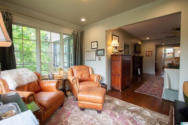 Building Photo - 3121 Highland Ave