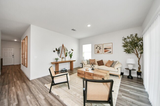 Building Photo - 1802 Corsica Crk Ln