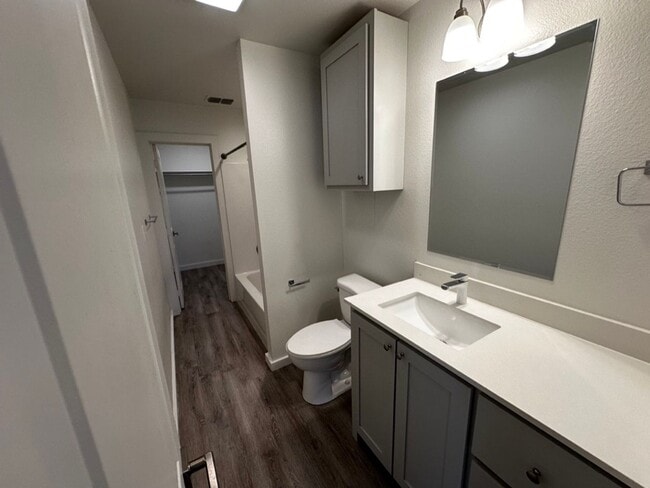 Building Photo - Three Bed, Three Bath now Available!