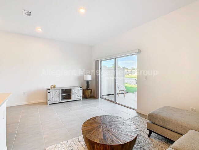 Building Photo - 3588 Landing Net Dr