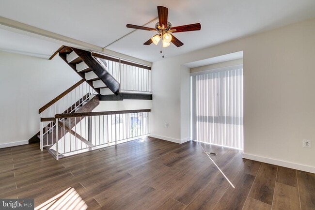 Building Photo - 9836 Sweet Mint Dr