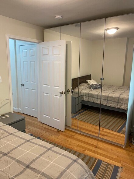 Building Photo - 1632 New Jersey Ave NW