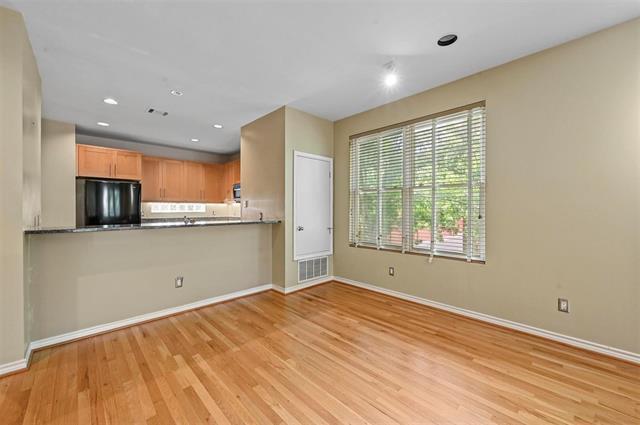 Building Photo - 3250 Cambrick St