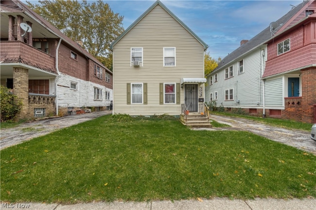 Primary Photo - 3009 E 123rd St