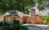 Building Photo - 13731 Senca Park Dr