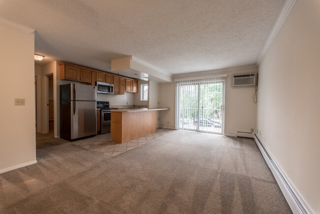 Building Photo - 2404 Ohio Ave