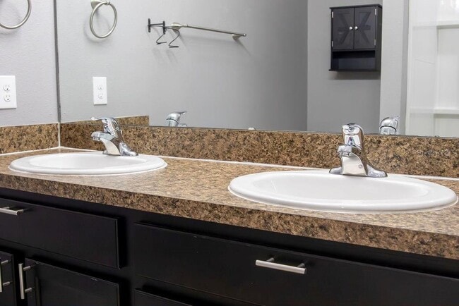 Building Photo - 8089 Pelican Reed Cir