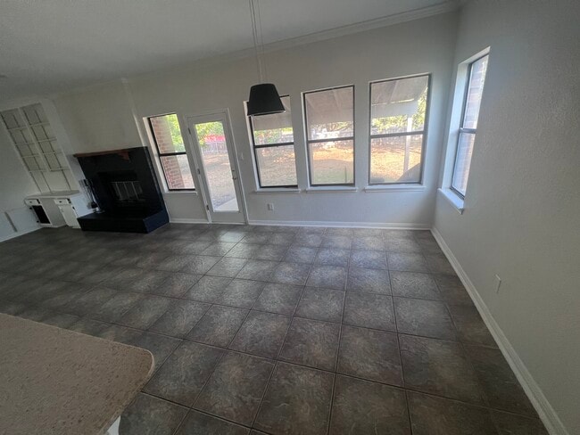 Building Photo - 502 Dowitcher Cir