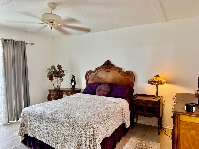 Building Photo - 38890 Desert Greens Dr W