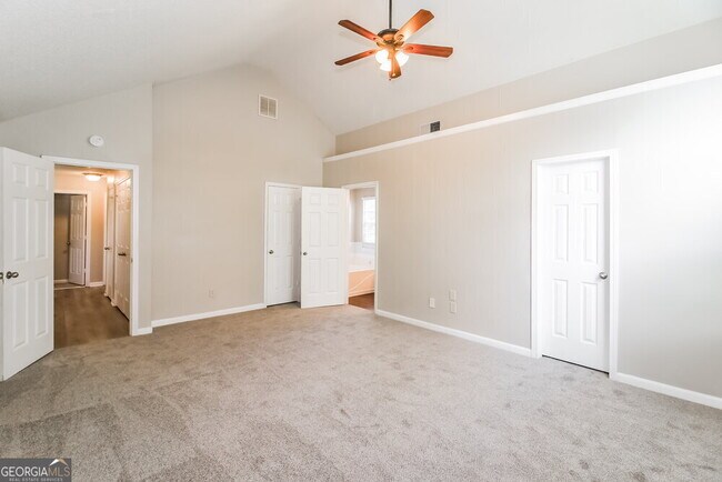 Building Photo - 2962 Knoll View Pl