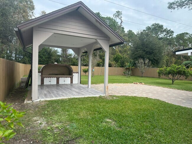 Building Photo - 4123 Lazy Hollow Ln N