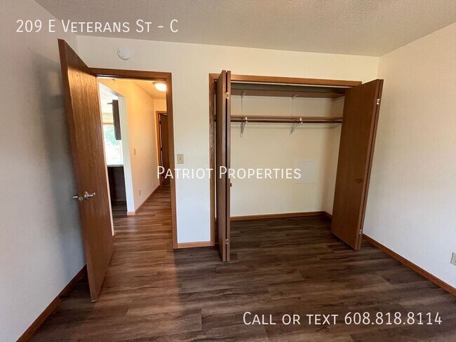 Building Photo - 209 E Veterans St